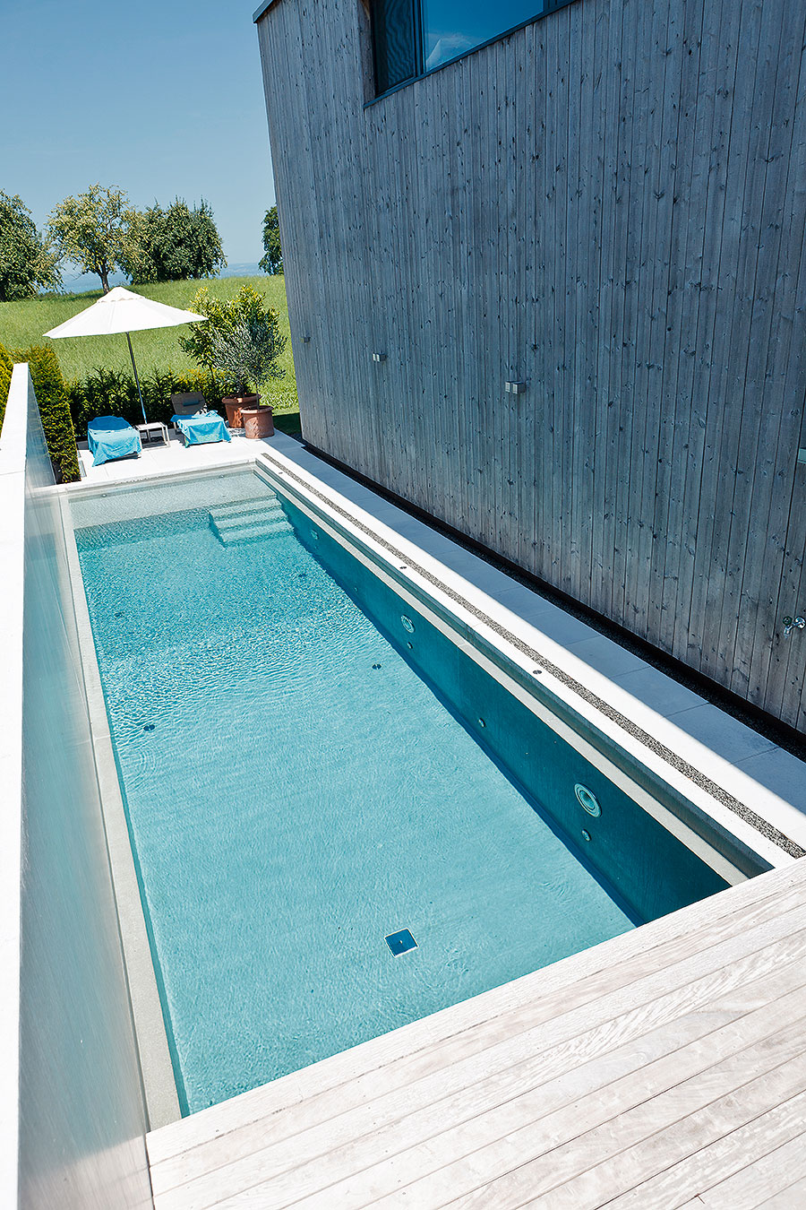 Sie können viel mehr - Swimmingpools aus Beton | PRESTIGE Business